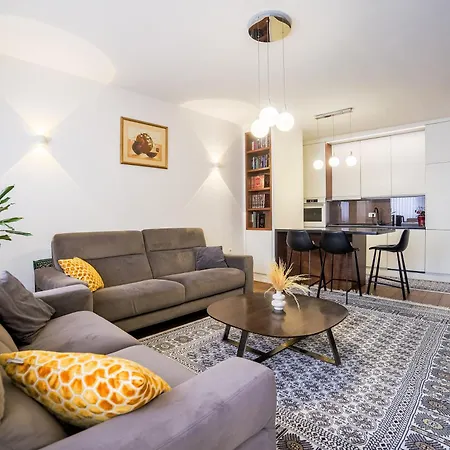 Old Town Prestige 2bdr With Garage And Balcony Apartment Sarajevo