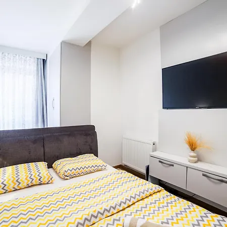 Apartment Old Town Prestige 2bdr With Garage And Balcony Sarajevo