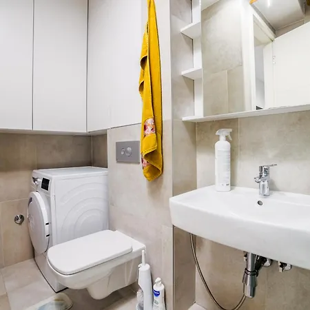Old Town Prestige 2bdr With Garage And Balcony * Sarajevo